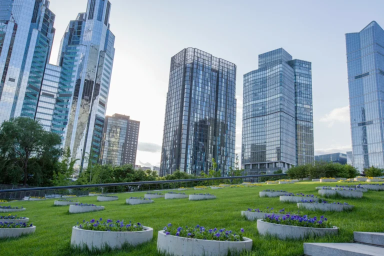 Implementing Green Roofs System for Eco-Friendly Living